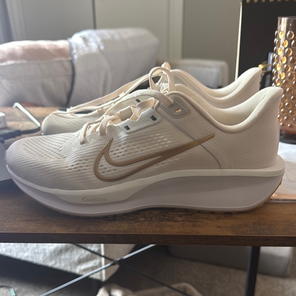 Nike Cream and Gold Athletic Shoes with Cushioned Midsole